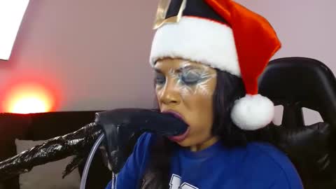 anabel alice gandara  online show from December 5, 2024, 7:38 am