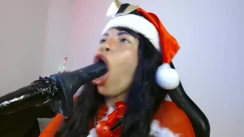 anabel alice gandara  online show from December 24, 2024, 10:33 am