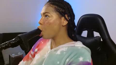 anabel alice gandara  online show from January 18, 2025, 7:07 am