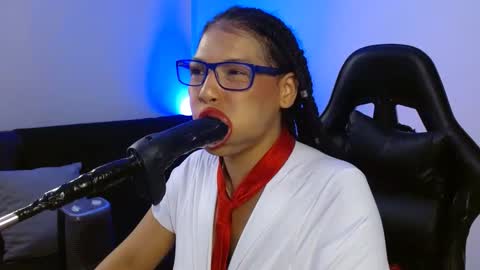 anabel alice gandara  online show from January 28, 2025, 7:22 am