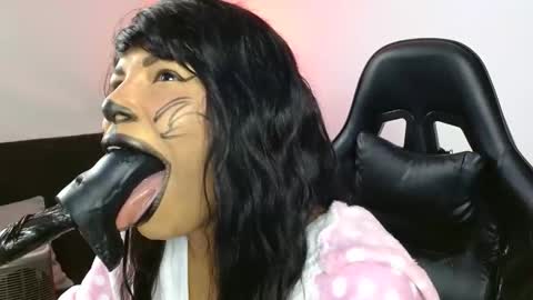 anabel alice gandara  online show from February 9, 2025, 11:04 am