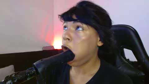 anabel alice gandara  online show from February 25, 2025, 7:52 am