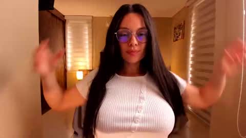 Anabel online show from September 24, 2025, 3:37 pm