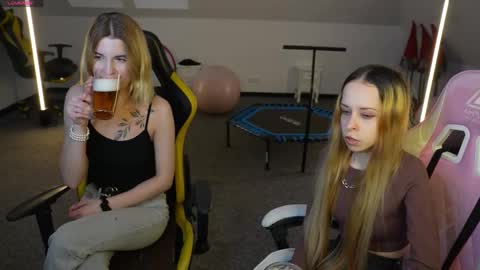 PLAYHARD054 online show from November 12, 2025, 11:10 am