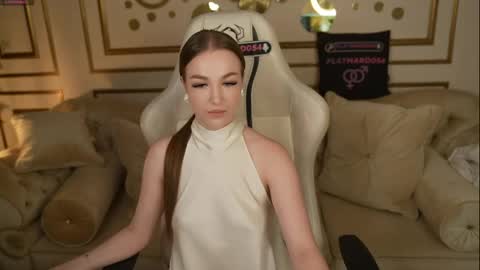 Snapshot of anabel_team054 chatting on June 6, 2026, 2:44 pm PLAYHARD054 online show from June 6, 2026, 2:44 pm