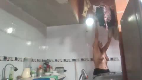 anabella_00 online show from April 21, 2026, 1:06 pm