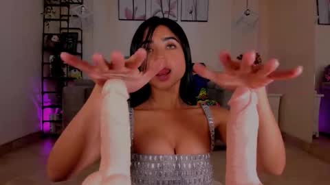 Ana and Nixon online show from October 27, 2025, 7:51 pm