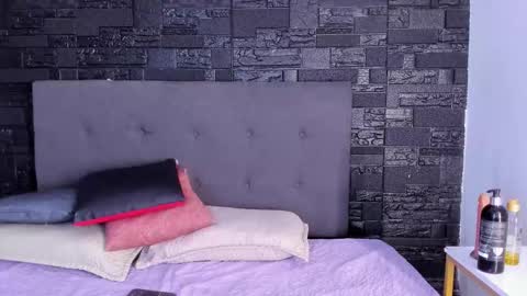 anabella_bigboobs online show from November 27, 2025, 11:23 am