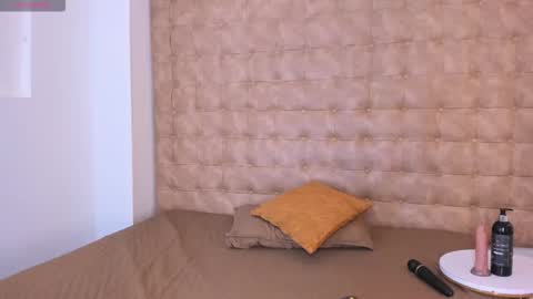 anabella_bigboobs online show from November 29, 2025, 11:24 am