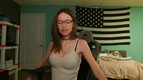 Anabelleleigh online show from September 30, 2025, 12:32 pm