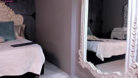 Ana Henao or Annie... Follow me ahenaocb Insta  X online show from November 15, 2025, 8:38 pm