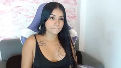 Snapshot of anahi__s chatting on May 15, 2026, 9:00 pm ANAH online show from May 15, 2026, 9:00 pm