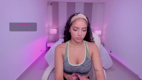 Anahi Curlie online show from February 4, 2025, 3:33 am