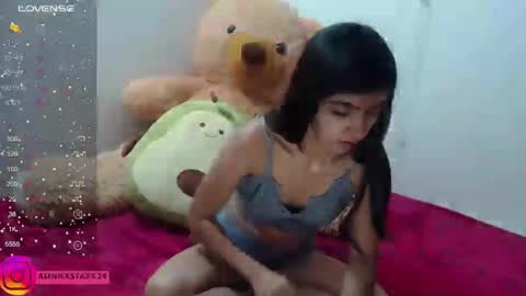 Snapshot of anahibrowns95 chatting on December 16, 2024, 3:00 pm Anahi Browns online show from December 16, 2024, 3:00 pm