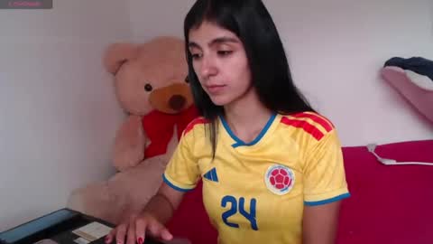 Snapshot of anahibrowns95 chatting on June 23, 2026, 7:56 pm Anahi Browns online show from June 23, 2026, 7:56 pm