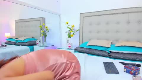 Anahi Rivera online show from March 1, 2025, 2:44 pm