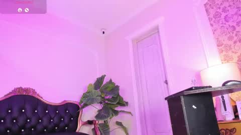 Anahis online show from November 15, 2025, 5:05 am