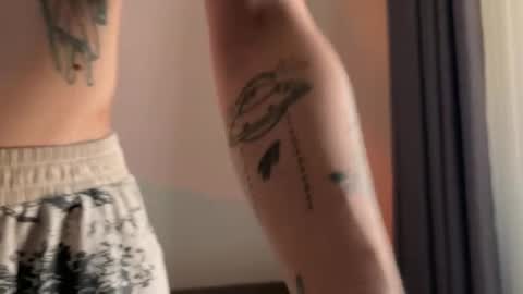 simon online show from April 16, 2026, 1:17 am