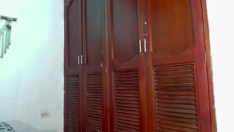 anais_tgn online show from September 19, 2025, 7:03 pm