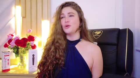 Anaise  online show from February 3, 2026, 11:37 am