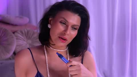 Anais online show from March 3, 2026, 5:13 am