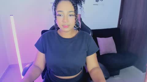      help me to get 100 thumps up  online show from March 6, 2025, 3:35 am