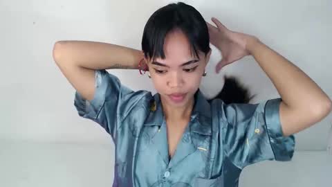 analisa online show from November 1, 2025, 9:33 am