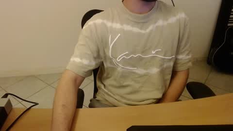 analo08 online show from February 14, 2025, 8:48 pm