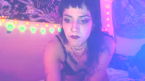AnaLove online show from May 21, 2026, 8:43 am