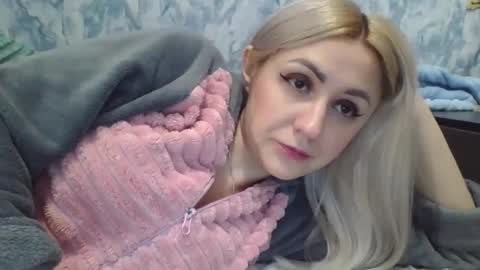 analqueen2024 online show from December 27, 2024, 11:21 pm