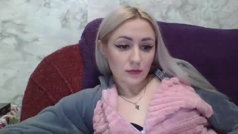 analqueen2024 online show from December 28, 2024, 4:09 pm