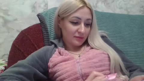 analqueen2024 online show from January 17, 2025, 1:56 pm