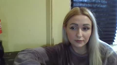 analqueen2024 online show from October 25, 2025, 6:10 am