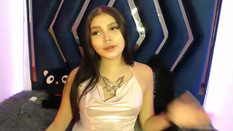 analymilles online show from May 7, 2026, 8:36 pm