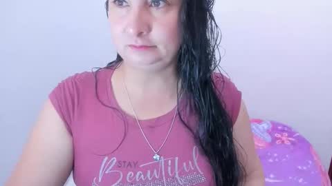 anamaria288 online show from December 2, 2025, 12:54 pm