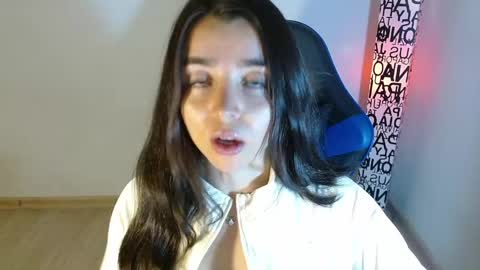 ana 3 online show from April 19, 2026, 2:22 am