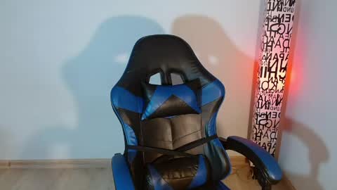 Snapshot of anarosse__ chatting on May 21, 2026, 11:45 pm ana 3 online show from May 21, 2026, 11:45 pm