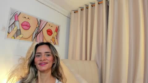 Ana online show from April 25, 2026, 7:44 pm