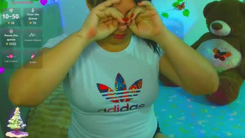 Snapshot of anaspark chatting on December 17, 2025, 10:27 pm Ana online show from December 17, 2025, 10:27 pm