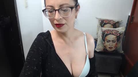  Anastacia  online show from September 14, 2025, 1:38 am