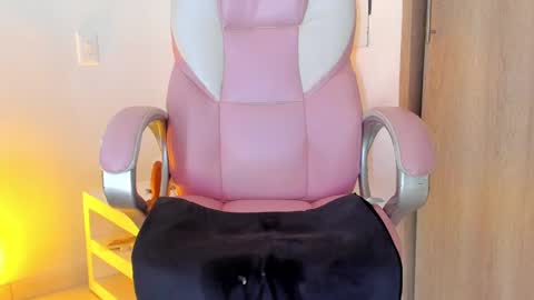 Anastacia online show from January 17, 2025, 6:57 am