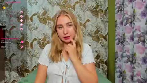 Snapshot of anastasia_gold1 chatting on August 7, 2026, 2:13 am anna online show from August 7, 2026, 2:13 am