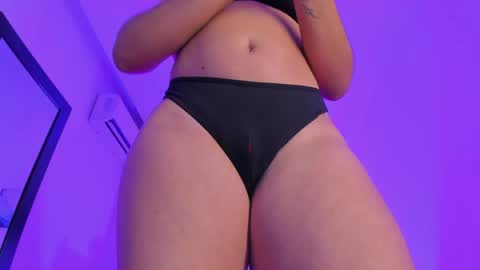 Ana online show from April 13, 2026, 7:52 pm