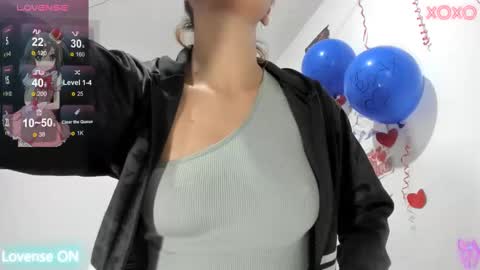 Snapshot of anastasia_tuya chatting on February 12, 2025, 2:14 am anastasia online show from February 12, 2025, 2:14 am