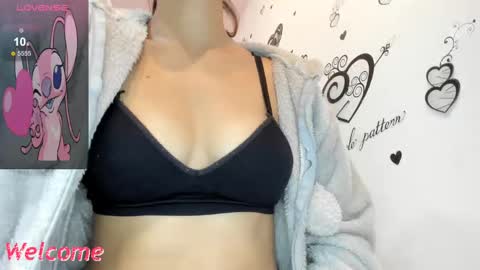 Snapshot of anastasia_tuya chatting on September 19, 2025, 1:18 am anastasia online show from September 19, 2025, 1:18 am