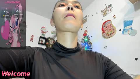 Snapshot of anastasia_tuya chatting on November 19, 2025, 2:00 am anastasia online show from November 19, 2025, 2:00 am