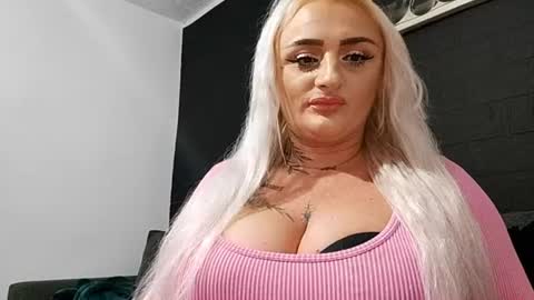 Snapshot of anastasiaamore chatting on June 22, 2026, 10:29 pm AnastasiaAmore online show from June 22, 2026, 10:29 pm