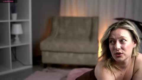 AnastasiaMills online show from April 16, 2026, 7:58 pm