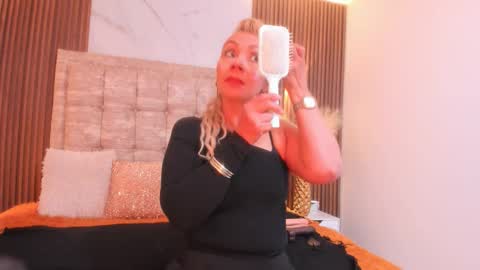 Ana 3 online show from September 12, 2025, 3:06 am