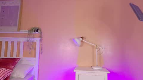 Snapshot of anavicc__ chatting on March 3, 2026, 11:27 am Kendra online show from March 3, 2026, 11:27 am